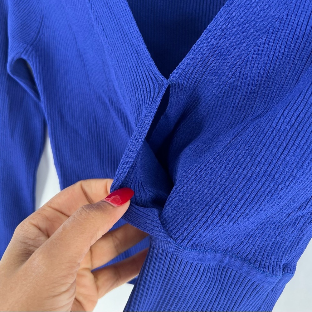 Live In Process‎ Verso Cropped Wrap Effect Ribbed Stretch Knit Top In Blue - Picture 7 of 12